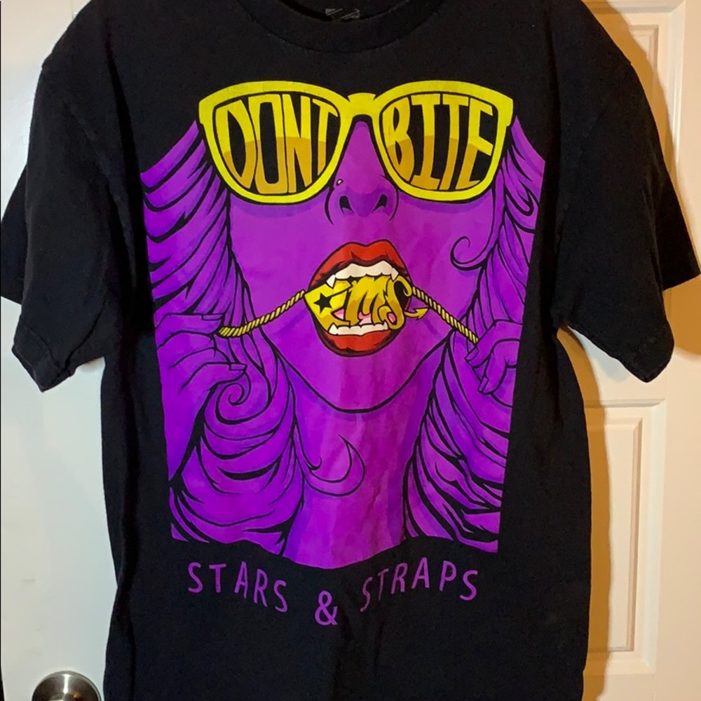 Famous Stars and Straps LG tee